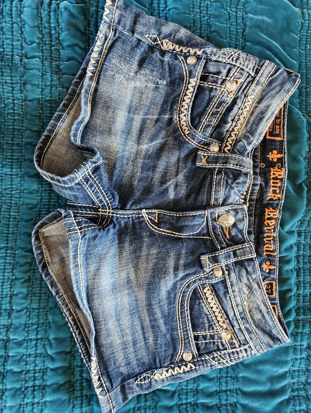 Rock Revival "Becky" Shorts Size 27 - Picture 2 of 7